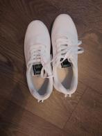 Witte Sneakers NIEUW maat 39 € 10,00, Wit, Ophalen of Verzenden, Sneakers of Gympen, Onbekend