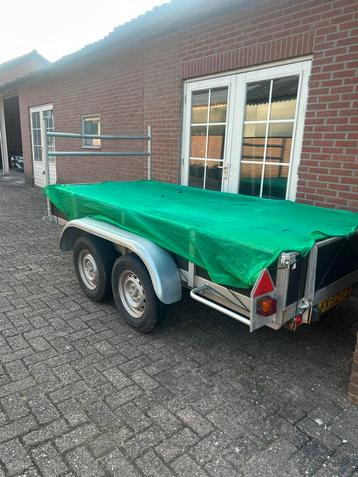 mooie en goede aanhangwagen (koopje) beschikbaar voor biedingen