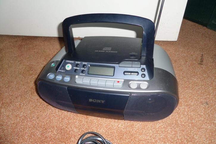 Radio / CD / Cassette recorder - Sony CFD-S01, Audio, Tv en Foto, Radio's, Nieuw, Radio, Met cd-speler, Ophalen
