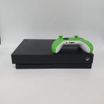 Xbox One X 1TB Compleet in Doos in Zeer Nette Staat, 1 speler, Ophalen of Verzenden, Zo goed als nieuw