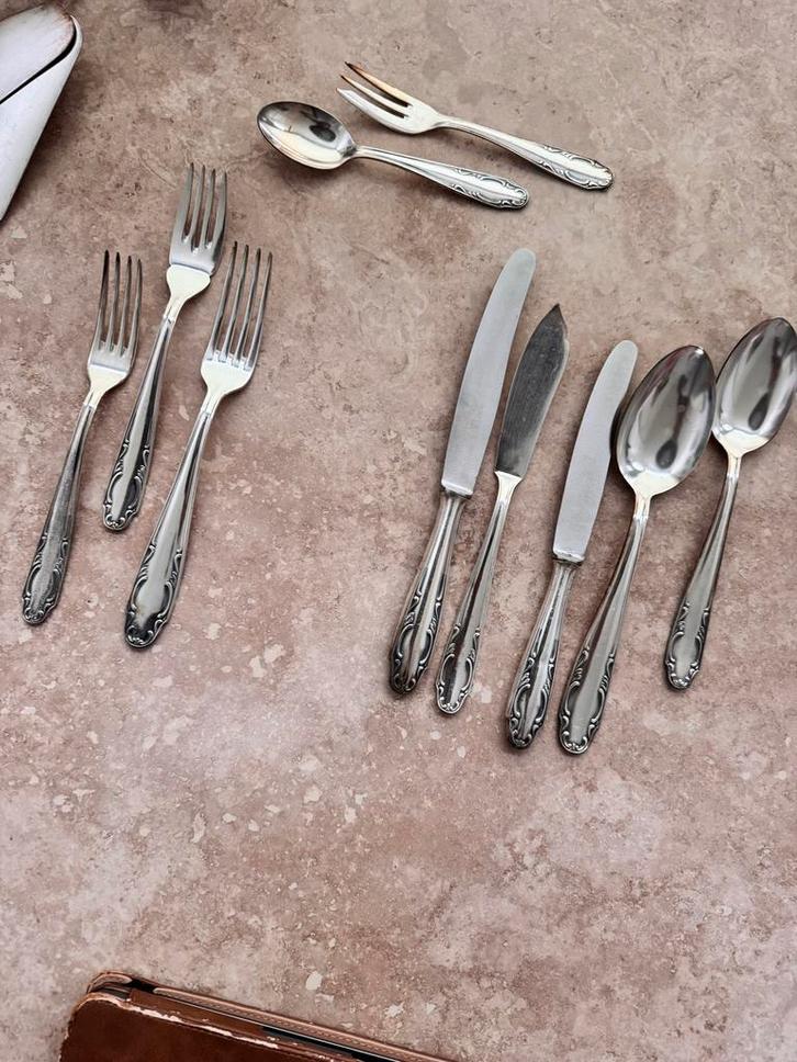 Verzilverde bestekset 136 delig Solingen 100, Antiek en Kunst, Antiek | Bestek, Ophalen of Verzenden