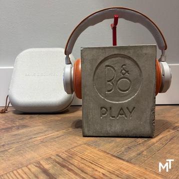 Bang & Olufsen Beoplay HX Timber  beschikbaar voor biedingen
