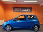 Toyota Yaris 1.0 VVT-I LUNA / 3 DEURS / AIRCO / APK 10-01-20, Auto's, Toyota, Stof, Gebruikt, Zwart, 4 cilinders