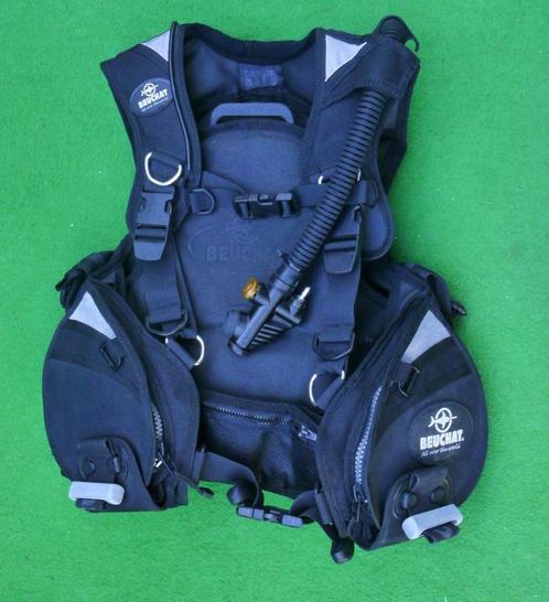 Trimvest/BCD Beuchat met geïntegreerde loodpockets - Maat S, Watersport en Boten, Duiken, Gebruikt, Trimvest of Wing, Ophalen of Verzenden