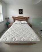 Mooi bed met hoofdbord, nachtkastjes en matras, Ophalen, Tweepersoons, 140 cm, 200 cm