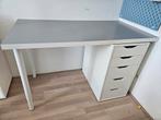 bureau en bureaustoel ikea, Huis en Inrichting, Bureaus, Ophalen, Gebruikt