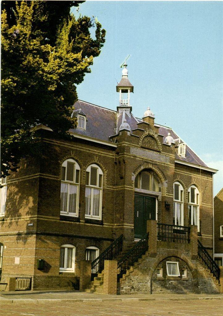 Cromvoirt, Gemeentehuis - ongelopen, Verzamelen, Ansichtkaarten | Nederland, Ongelopen, Noord-Brabant, 1940 tot 1960, Ophalen of Verzenden