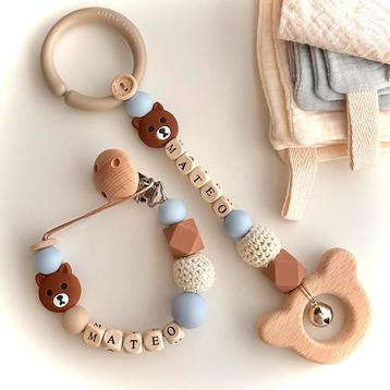 Speenkoord maxicosihanger babygym boxgym stokke-hanger enz beschikbaar voor biedingen