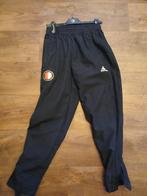 Feyenoord trainingsbroek heren/dames  maat S bijna nieuw!!!, Kleding | Heren, Sportkleding, Ophalen, Zwart, Zo goed als nieuw
