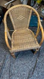Fraai rotan stoeltje, Ophalen, Zo goed als nieuw, Bruin, Eén