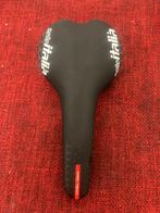 Nieuw Selle Italia Carbon Zadel 142mm, De ruyterstraat 86, Racefiets, Nieuw, Cycling@steenbergen.cc
