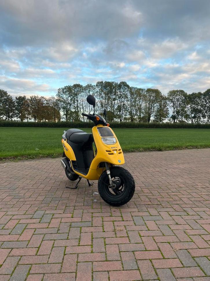 Thyphoon 50cc orgineel, nederlands kenteken, Fietsen en Brommers, Scooters | Overige merken, Nieuw, Maximaal 45 km/u, Tweetakt