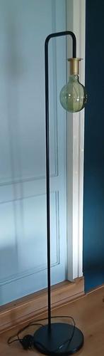 Vloerlamp staande lamp, Huis en Inrichting, Lampen | Vloerlampen, Ophalen, Zo goed als nieuw, 150 tot 200 cm