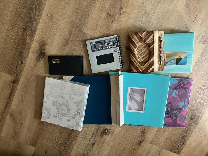 Heel veel scrapbookspullen ,Cricut,Gypsy en andere spullen, Hobby en Vrije tijd, Scrapbooking, Zo goed als nieuw, Overige typen