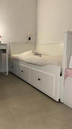 2 Hemnes bedden, Huis en Inrichting, Slaapkamer | Bedden, Ophalen, Gebruikt, Eenpersoons, Wit
