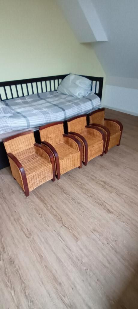 Rotan kinderstoel 4 stuks, Kinderen en Baby's, Kinderstoelen, Zo goed als nieuw, Overige typen, Ophalen of Verzenden