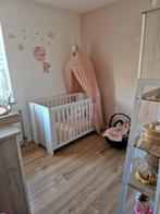 Babykamer 3-delig – Babybedje - Commode - Kledingkast, Ophalen, Zo goed als nieuw, Jongetje of Meisje