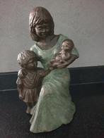 Stenen Beeld: Moeder met Kind & Baby - 26cm, Ophalen