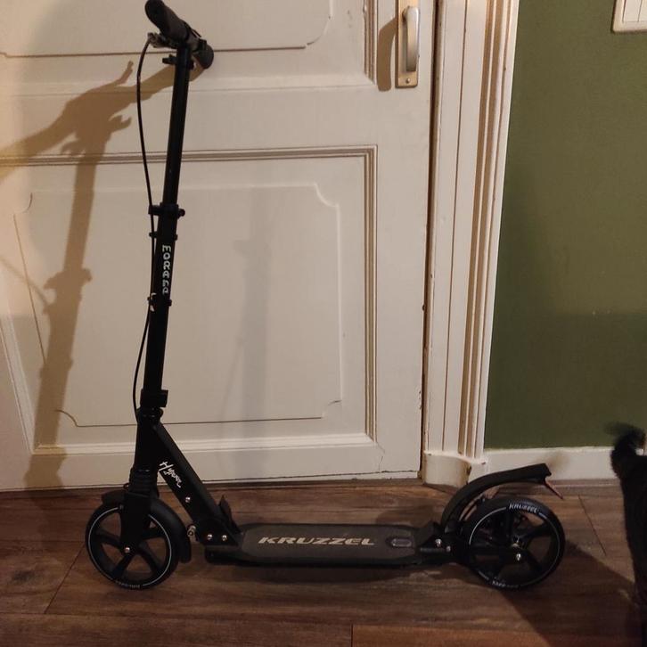 Kruzzel Hyperion stadsstep zwart, Fietsen en Brommers, Steps, Zo goed als nieuw, Gewone step, Ophalen of Verzenden