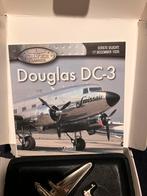 Modelvliegtuig Douglas DC-3, Ophalen of Verzenden, Zo goed als nieuw