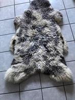 Leuke vacht, Huis en Inrichting, Woonaccessoires | Plaids en Woondekens, Ophalen of Verzenden, Zo goed als nieuw