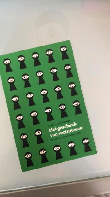 Het geschenk van vertrouwen  beschikbaar voor biedingen