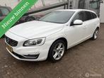 Volvo V60 2.4 D6 AWD Plug-In Hybrid Summum schade rijd goed, Auto's, Automaat, Wit, Vierwielaandrijving, Te koop