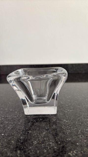 Asbak Kristal beschikbaar voor biedingen