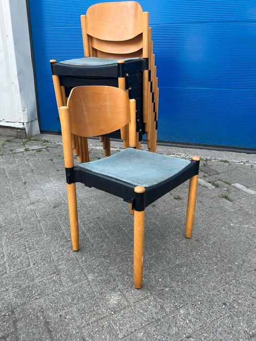 Keurige stapelbare designstoelen Strax Hartmut Lohmeyer, Huis en Inrichting, Stoelen, Zo goed als nieuw, Vijf, Zes of meer stoelen