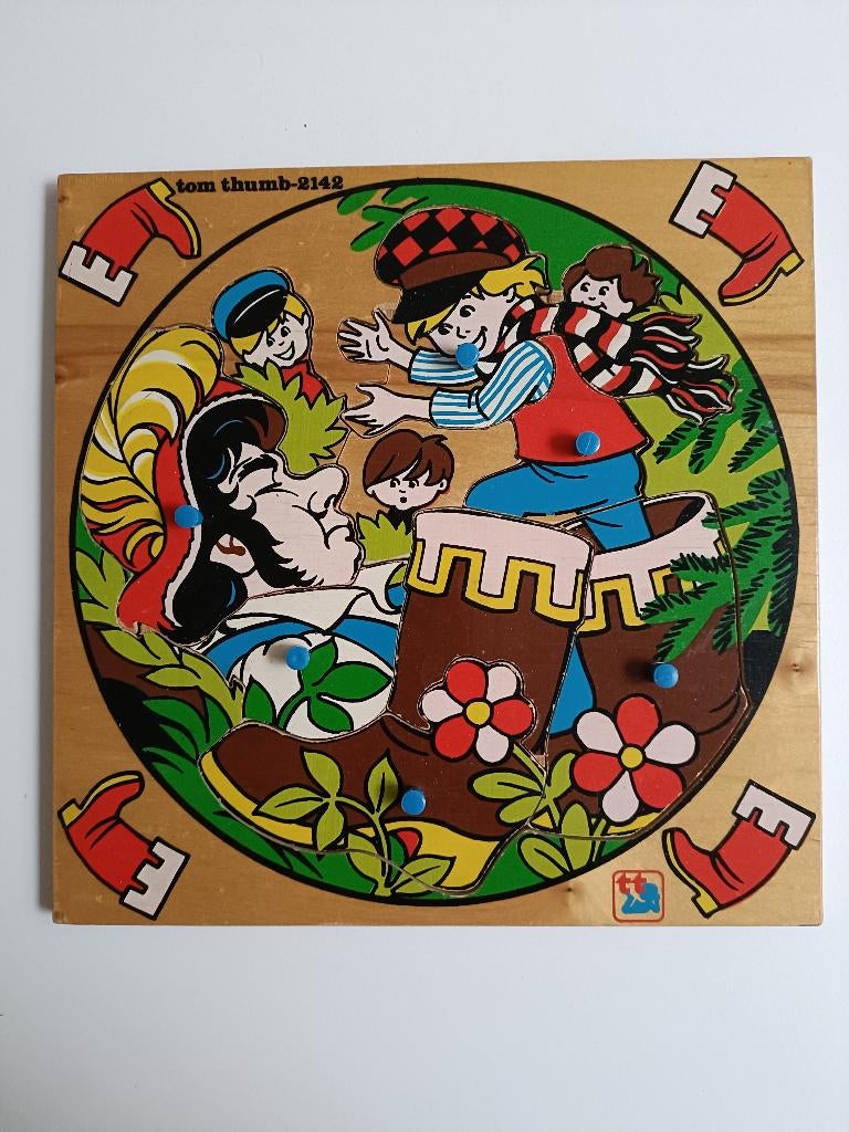 Vintage houten vormenpuzzel Klein Duimpje tom thumb 10st, Ophalen of Verzenden, 10 tot 50 stukjes, Gebruikt, Van hout