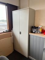 Partij kantoormeubels - archiefkast wit/zwart - bureaus, Huis en Inrichting, Kasten | Roldeurkasten en Archiefkasten, Zo goed als nieuw
