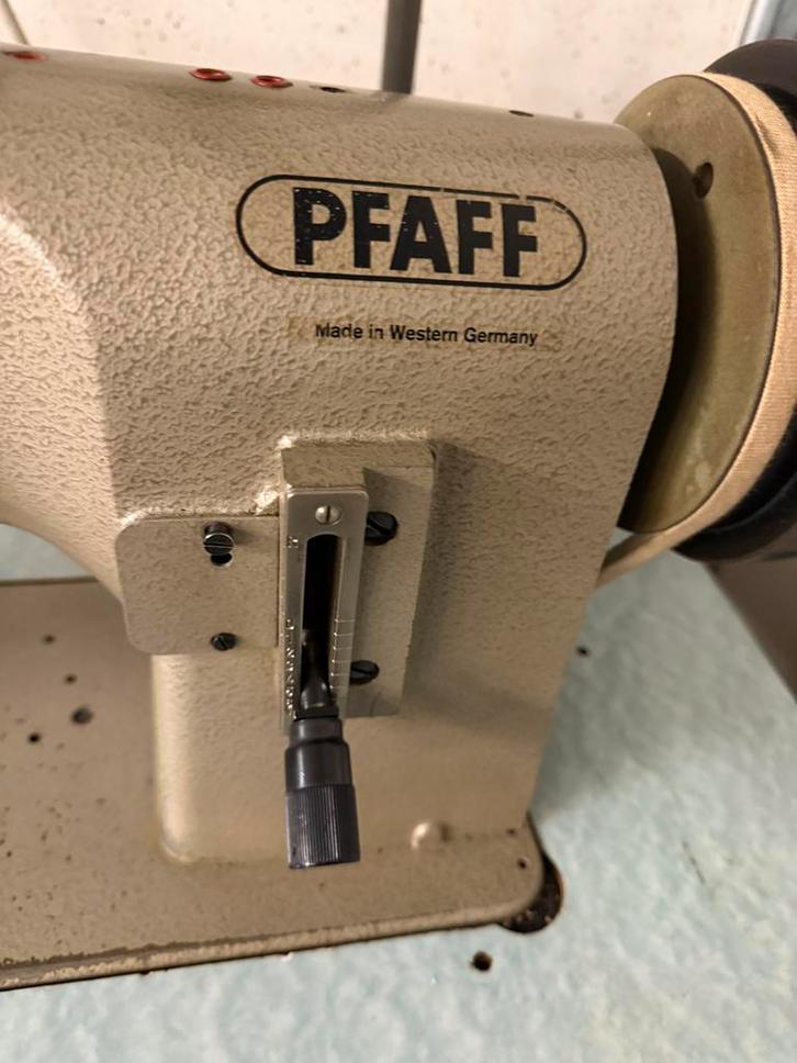 Pfaff Industriële Naaimachine - Leer, Spijkerbroek, Zeil, Hobby en Vrije tijd, Naaimachines en Toebehoren, Gebruikt, Naaimachine