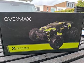 Afstandbestuurbare auto beschikbaar voor biedingen