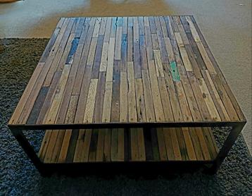 Unieke salontafel - recycled hout - industrieël beschikbaar voor biedingen