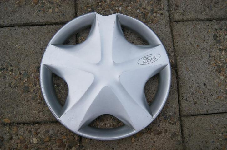 1 losse originele wieldop Ford Ka 13 inch (Model 1), Auto diversen, Wieldoppen, Gebruikt, Ophalen of Verzenden