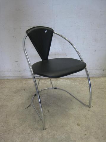 Vintage Arrben stoel beschikbaar voor biedingen