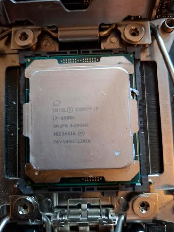 Intel i7-6900k, 2011-3 socket en Octa (8) core (3,2GHz-4GHz) beschikbaar voor biedingen