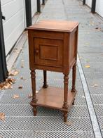 Antiek Frans houten Nachtkastje, Ophalen