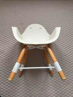 Witte kinderstoel met verlengbare houten poten Mooie staat!, Ophalen, Gebruikt, Overige typen, Aanschuifbaar