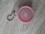 Mini tupperware bakje sleutelhanger pillendoos, Ophalen of Verzenden, Zo goed als nieuw, Rood, Overige typen