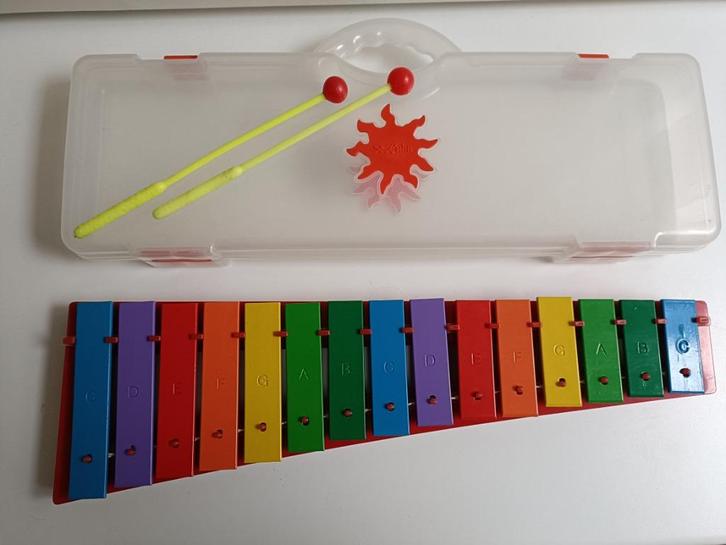 Klokkenspel met 2 octaven Raha in koffer (metalen xylofoon), Kinderen en Baby's, Speelgoed | Educatief en Creatief, Zo goed als nieuw