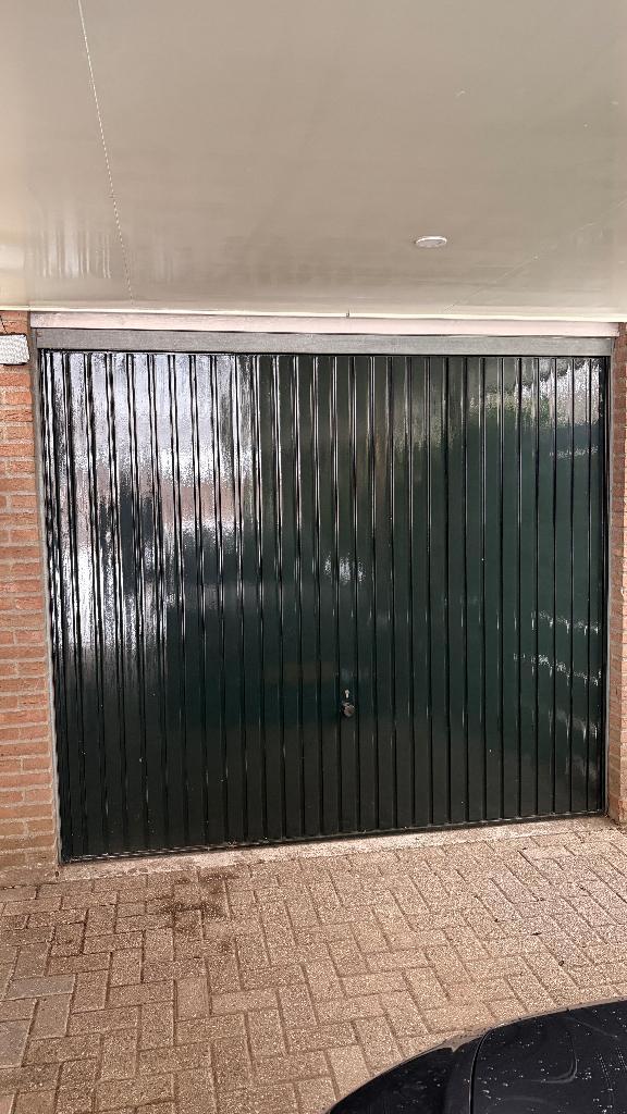 Stalen kanteldeur, garagedeur, Doe-het-zelf en Verbouw, Deuren en Horren, Gebruikt, Garagedeur, 200 tot 215 cm, 120 cm of meer