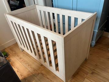 Ledikant beschikbaar voor biedingen