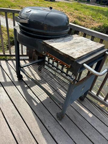 Barbecue bbq met tafel buitenkeuken bijna gratis! beschikbaar voor biedingen