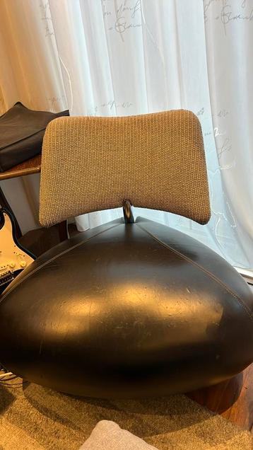 Zwarte Leolux Pallone / black leolux pallone beschikbaar voor biedingen