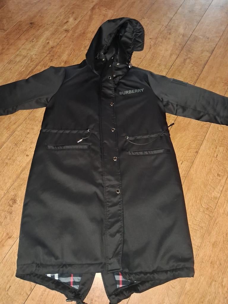 Zwarte Burberry Jas - Maat L, Ophalen, Nieuw, Zwart