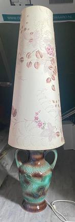 Vintage vloerlamp, Huis en Inrichting, Lampen | Vloerlampen, Ophalen of Verzenden, Zo goed als nieuw, 150 tot 200 cm