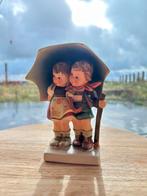 Goebel beeldje “Stormy Weather” echte HUMMEL, Ophalen, Zo goed als nieuw, Hummel