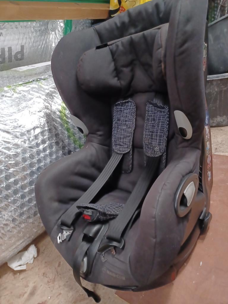 Maxi Cosi Draaibare Kinderstoel zwart, Ophalen, 9 t/m 18 kg, Verstelbare rugleuning, Maxi-Cosi