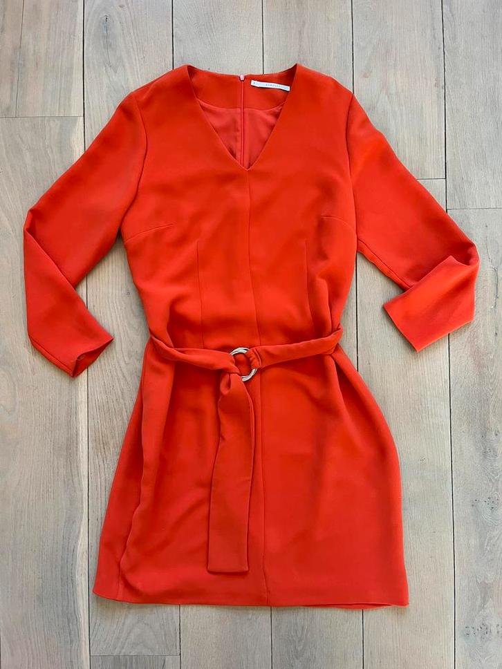Xandres 44 urgent orange vhals ceintuur ringen rits voering, Kleding | Dames, Jurken, Zo goed als nieuw, Maat 42/44 (L), Oranje